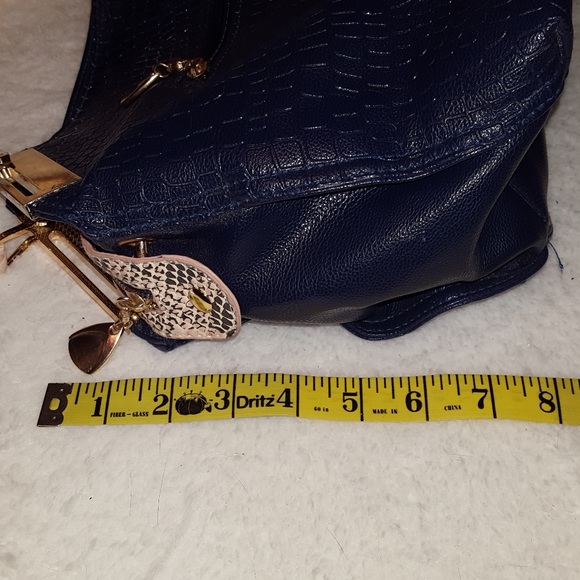 Handbag - Picture 4 of 6